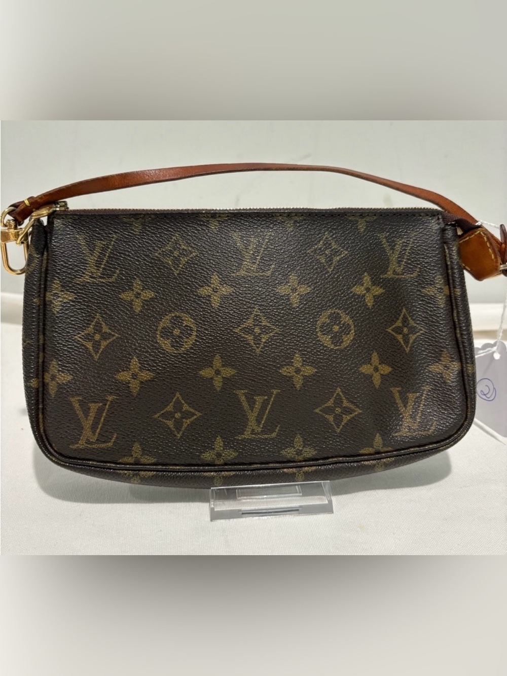 LOUIS VUITTON Authentic Monogram Canvas Brown Pochette